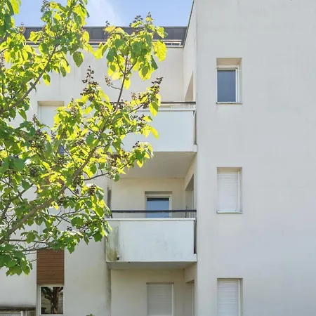 Nice Flat W Balcony And Garage In 5 Min To The Beach - Welkeys